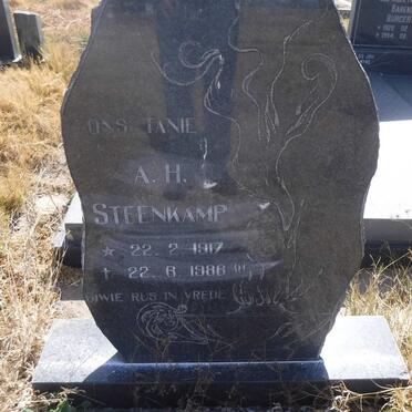STEENKAMP A.H. 1917-1986