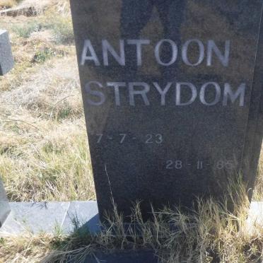 STRYDOM Antoon 1923-1985 &amp; Hester THEUNISSEN 1932-1998