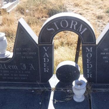 STORM Willem J.A. 1939-1992 &amp; Maria L. 1941-1987