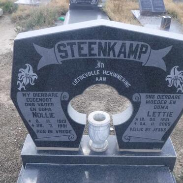 STEENKAMP Nollie 1913-1991 &amp; Lettie 1931-2005