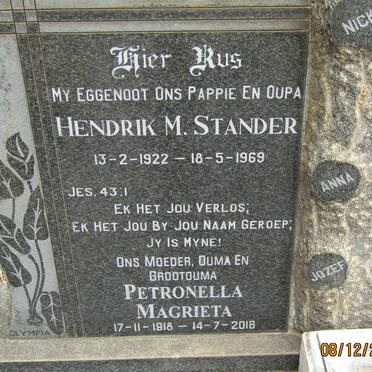 STANDER Hendrik M. 1922-1969 &amp; Petronella Magrieta 1918-2016