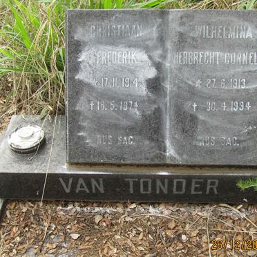 TONDER Christiaan Frederik, van 1914-1974 &amp; Wilhelmina Herbrecht Cornelia 1913-1994