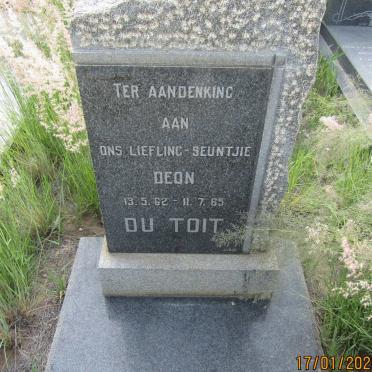 TOIT Deon, du 1962-1965