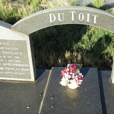 TOIT Daniel Stephanus, du 1918-1980 &amp; Johanna Jacoba MATTHEE 1918-1971