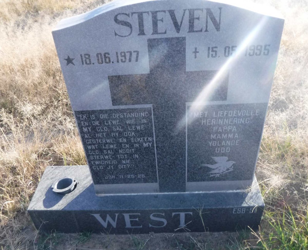 WEST Steven 1977-1995