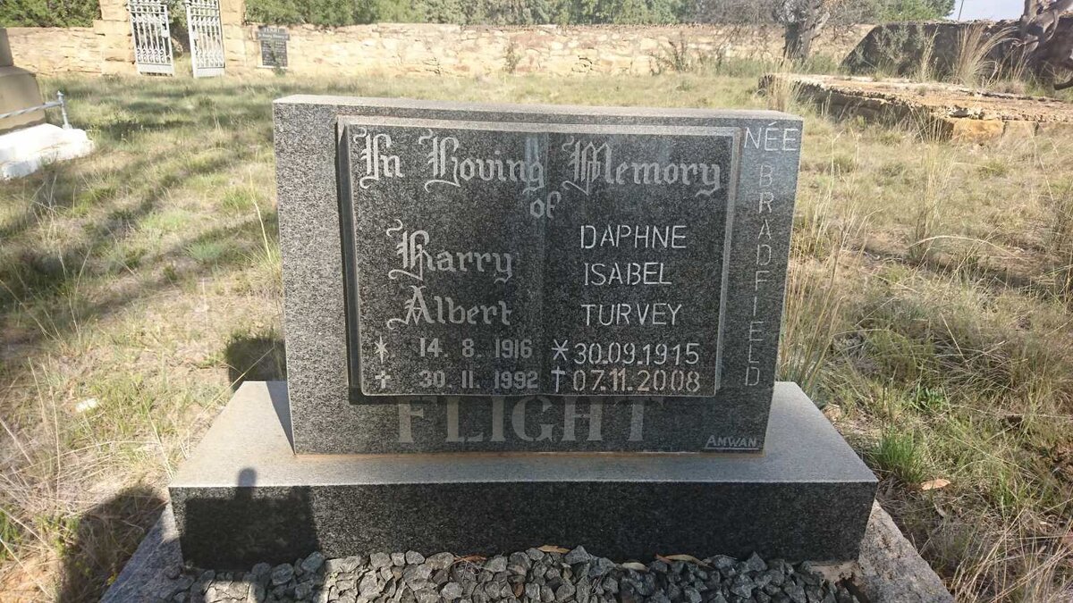FLIGHT Harry Albert 1916-1992 &amp; Daphne Isabel Turvey BRADFIELD 1915-2008