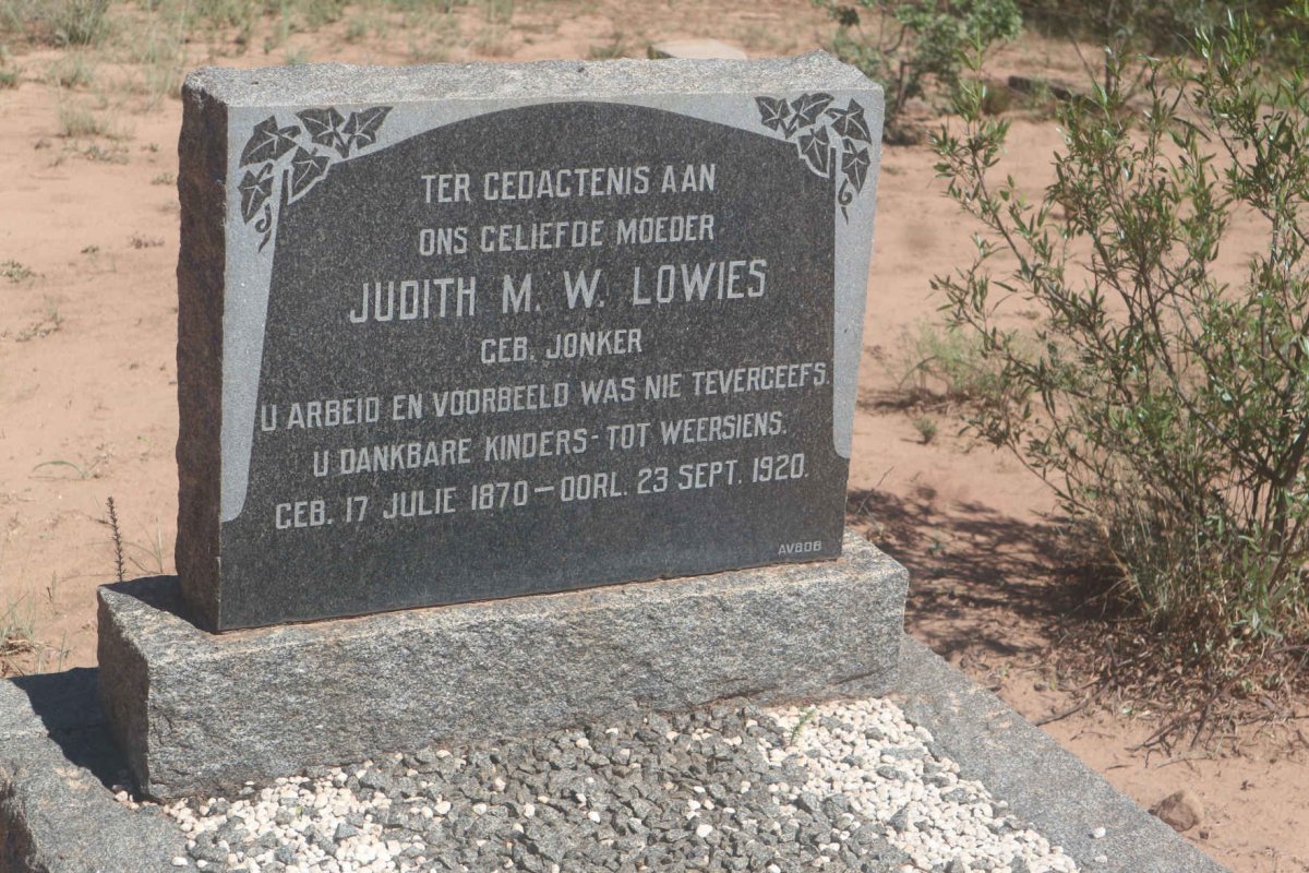 LOWIES Judith M.W. nee JONKER 1870-1920