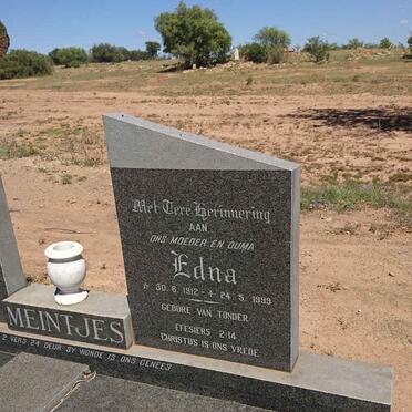 MEINTJES Albert 1904-1981 &amp; Edna 1912-1999