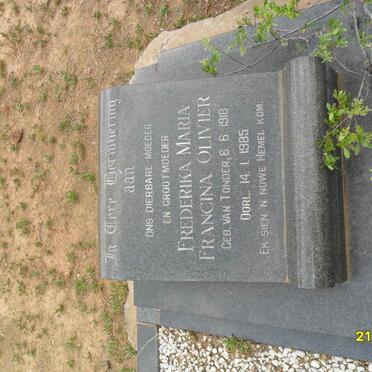 OLIVIER Frederika Maria Francina nee VAN TONDER 1918-1985