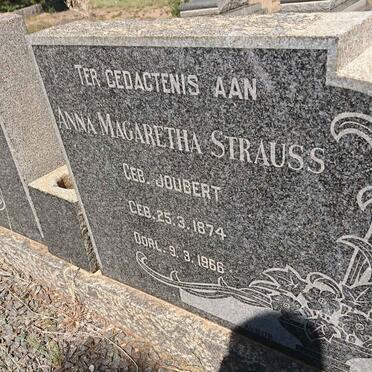 STRAUSS Jacob Johannes 1874-1954 &amp; Anna Magaretha JOUBERT 1874-1966