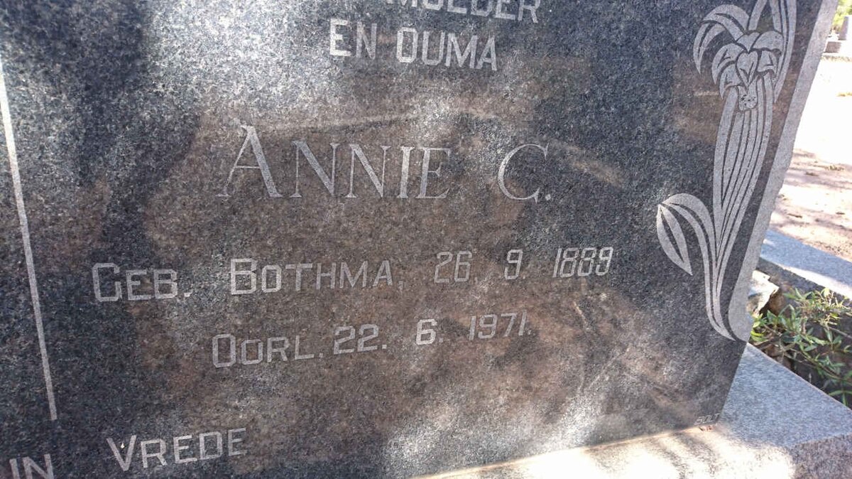 VERMEULEN Matthys V.A. 1886-1966 &amp; Annie C. BOTHMA 1889-1971