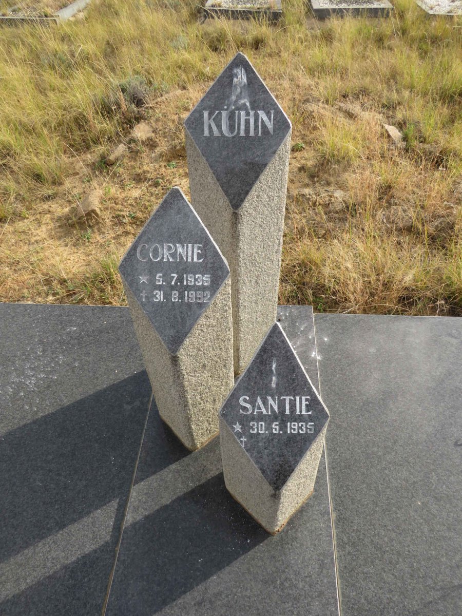 KUHN Cornie 1935-1992 & Santie 1935-