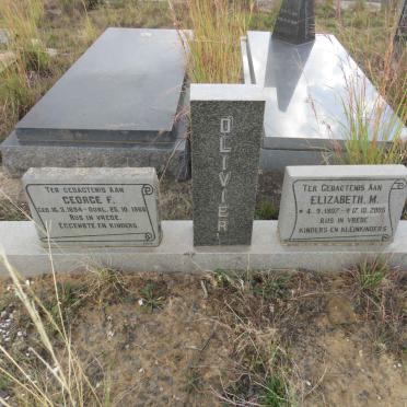 OLIVIER George F. 1894-1966 &  Elizabeth M. 1907-2006