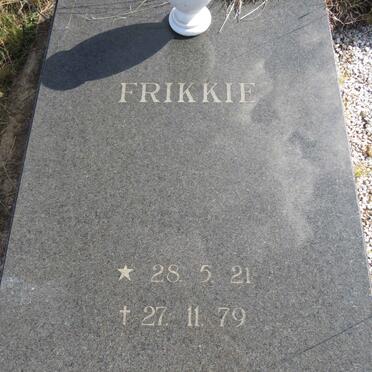 RONGE Frikkie 1921-1979 & Bettie 1928-2018_2