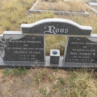 ROOS Jacobus Petrus 1905-1989 & Anna Johanna M. VAN VUUREN 1909-1999