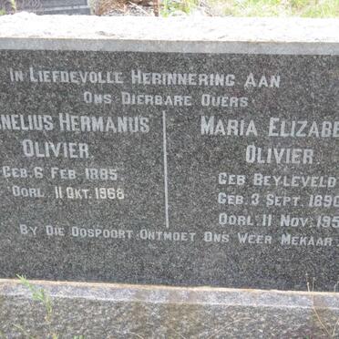 OLIVIER Cornelius Hermanus 1885-1968 &amp; Maria Elizabeth BEYLEVELD 1890-1955