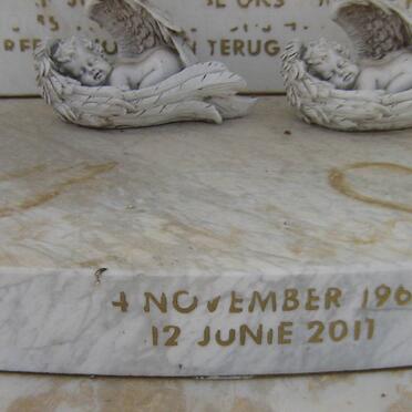 DALEN Sylvia, van 1965-2011