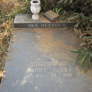 HEERDEN J.C.B., van 1935-1990