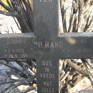 NIEMAND Johnny 1922-1998 &amp; Lenie 1920-