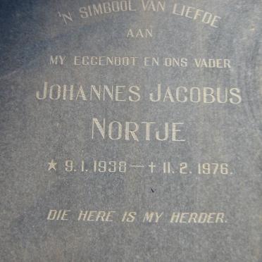NORTJE Johannes Jacobus 1938-1976