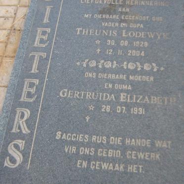 PIETERS Theunis Lodewyk 1928-2004 &amp; Gertruida Elizabeth 1931-