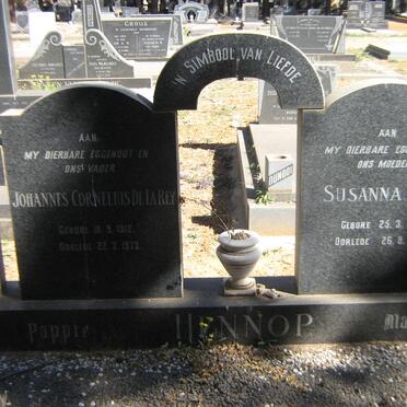 HENNOP Johannes Cornelius De la Rey 1912-1973 &amp; Susanna M.G. 1917-1972
