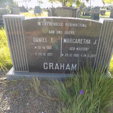 GRAHAM Daniel E. 1901-1977 &amp; Margaretha J. MOSTERT 1909-1977