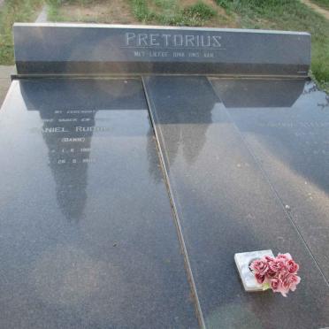PRETORIUS Daniel Rudolf 1905-1986 &amp; Martina Stefanie NEL 1906-1998