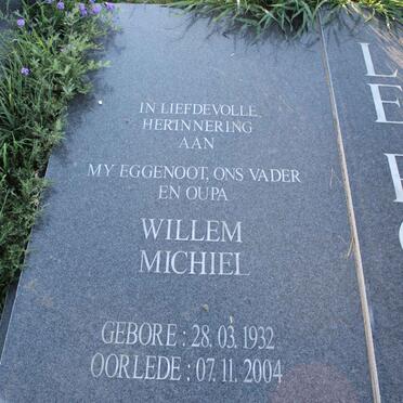 ROUX Willem Michiel, le 1932-2004 &amp; Hendrina Cornelia CORNELIUS 1927-