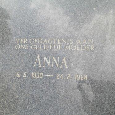 TONDER Anna, van 1930-1984