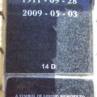 A - Surnames :: Vanne - A