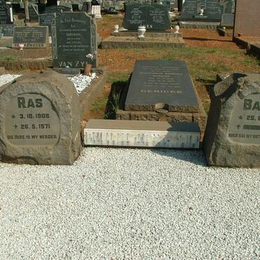 ? Ras  1908-1971 &amp; Baby 1910-