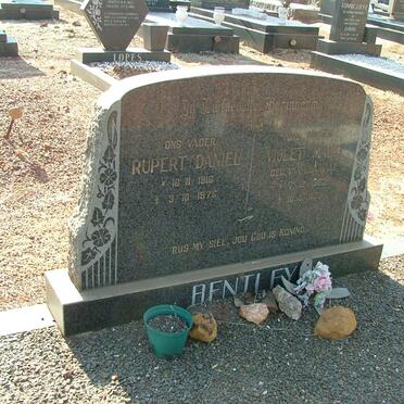 BENTLEY Rupert Daniel 1916-1976 &amp; Violet