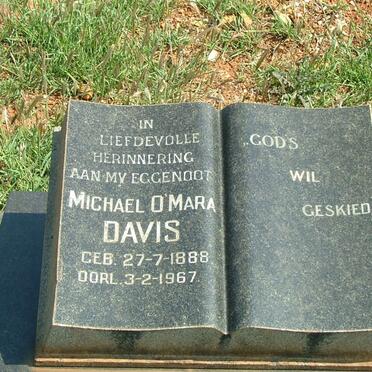 DAVIS Michael O'Mara 1888-1967