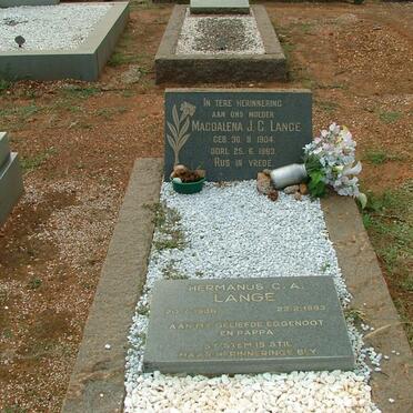 LANGE Hermanus C.A. 1936-1993 :: LANGE Magdalena J.C. 1904-1963