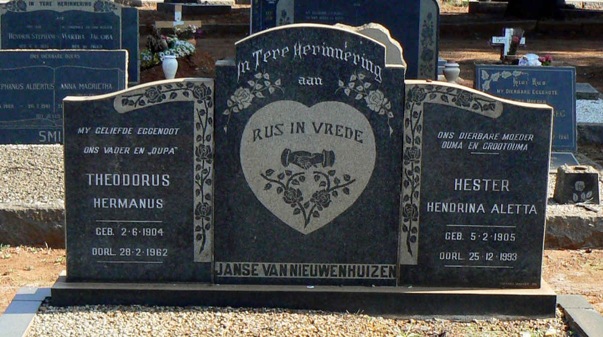 NIEUWENHUIZEN Theodorus Hermanus, Janse van 1904-1962 &amp; Hester Hendrina Aletta 1905-1993