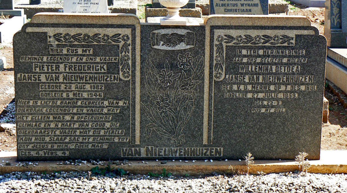 NIEUWENHUIZEN Pieter Frederick, Janse van 1882-1946 &amp; Willemina Detoea V.D. MERWE 1891-1959