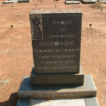 SINDEN Ronnie 1956-1957