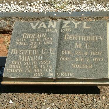 ZYL Gideon, van 1891-1961&amp; Gertruida M.E. 1897-1977 :: MUNRO Hester C.E.1923-1974