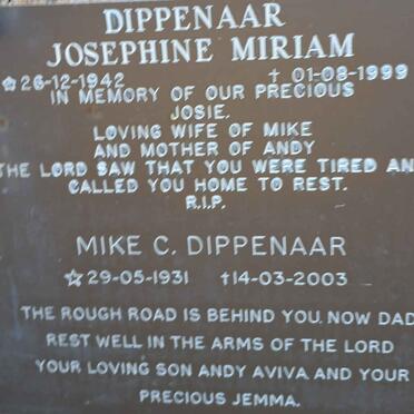 DIPPENAAR Mike C. 1931-2003 &amp; Josephine Miriam 1942-1999