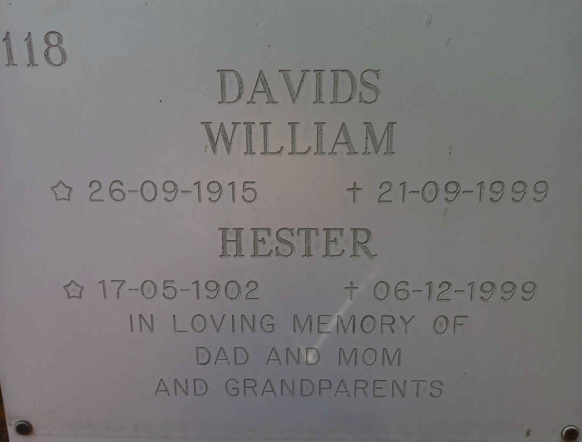 DAVIDS William 1915-1999 &amp; Hester 1902-1999