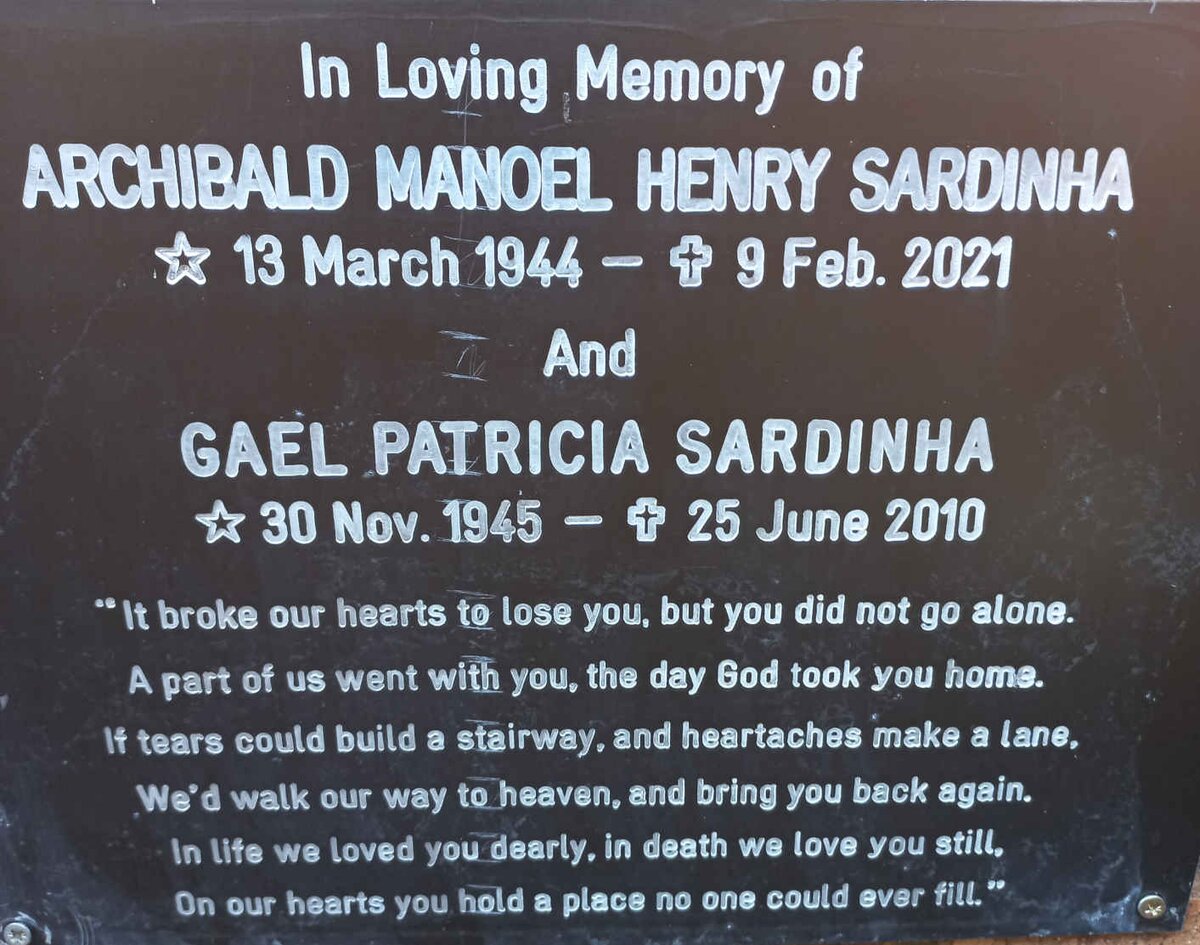 SARDINHA Archibald Manoel Henry 1944-2021 &amp; Gael Patricia 1945-2010