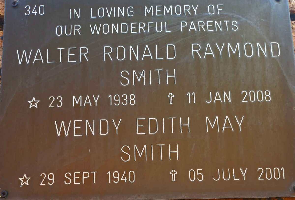 SMITH Walter Ronald Raymond 1938-2008 &amp; Wendy Edith May 1940-2001