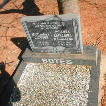 BOTES Marthinus Jacobus 1919-1991 &amp; Johanna Catharina Magdalena 1922-1979