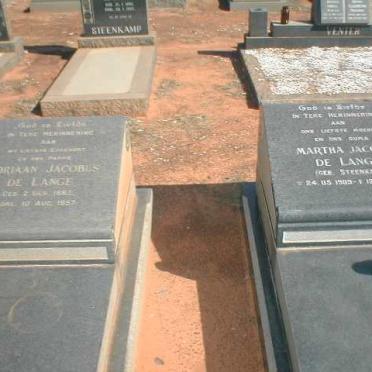 LANGE Adriaan Jacobus, de 1885-1957 &amp; Martha Jacoba STEENKAMP 1909-1988