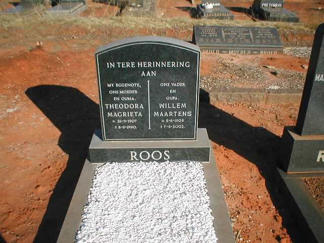 ROOS Willem Maartens 1905-2002 &amp; Theodora Magrieta 1907-1990