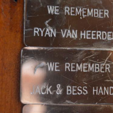 HANDY Jack &amp; Bess