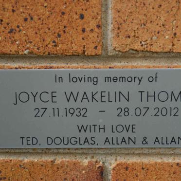 THOMAS Joyce Wakelin 1932-2012
