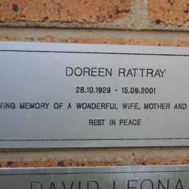 RATTRAY Doreen 1929-2001