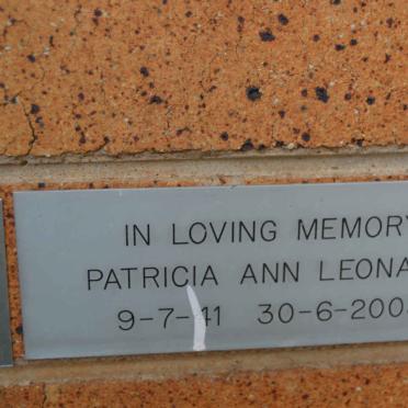 LEONARD Patricia Ann 1911-2003